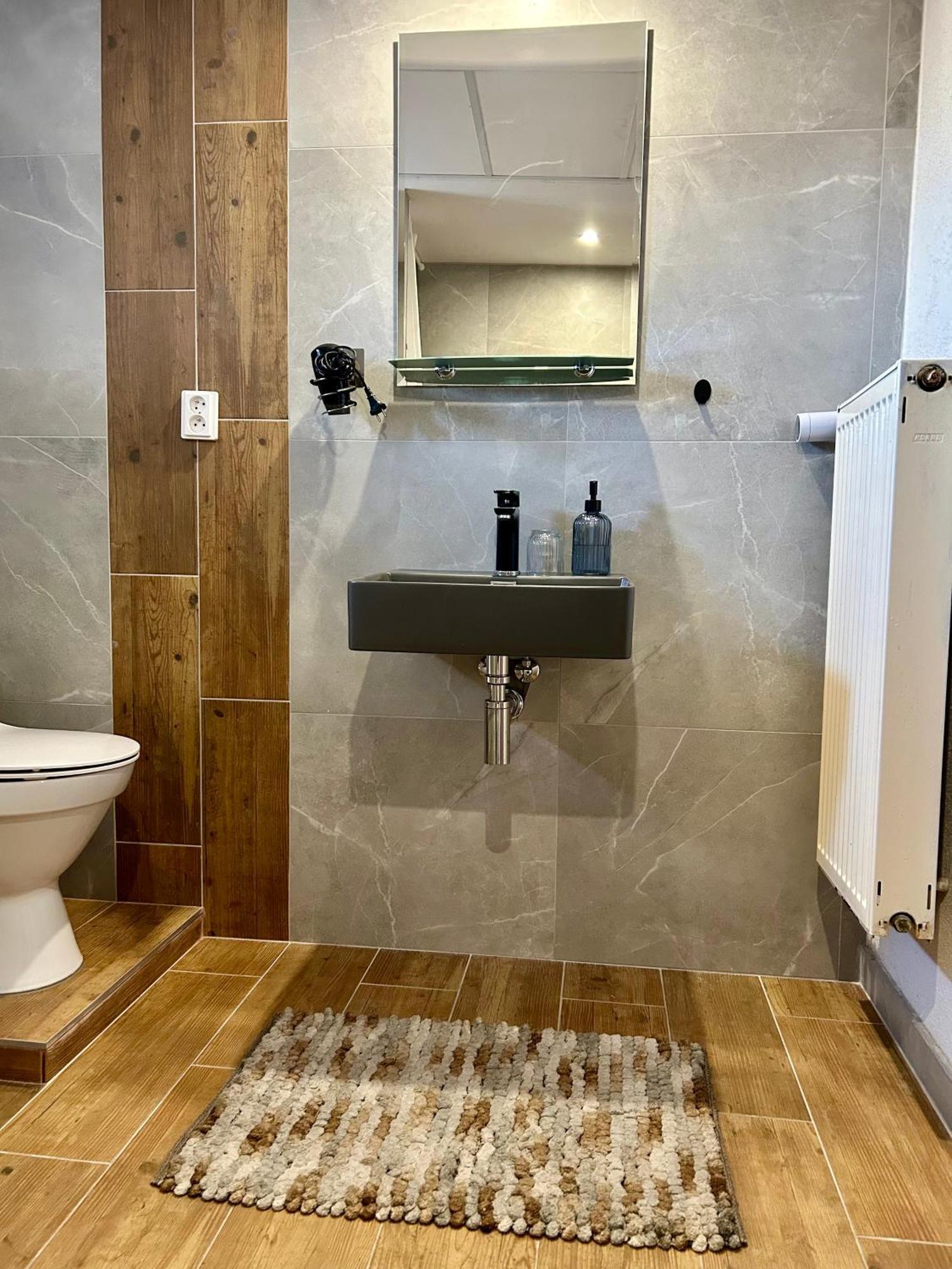 Apartman Velicka Vinaren 포프라트 외부 사진