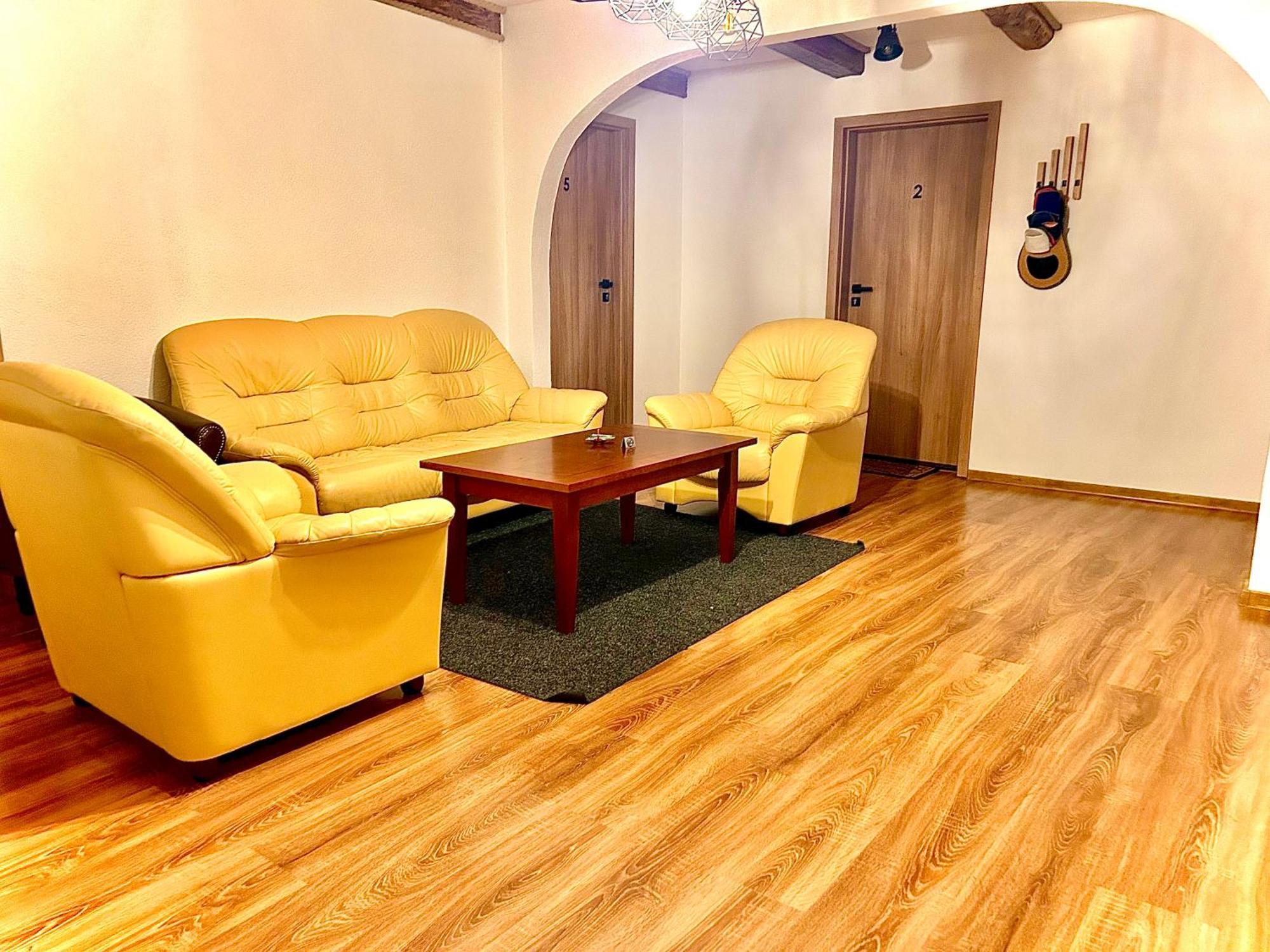 Apartman Velicka Vinaren 포프라트 외부 사진